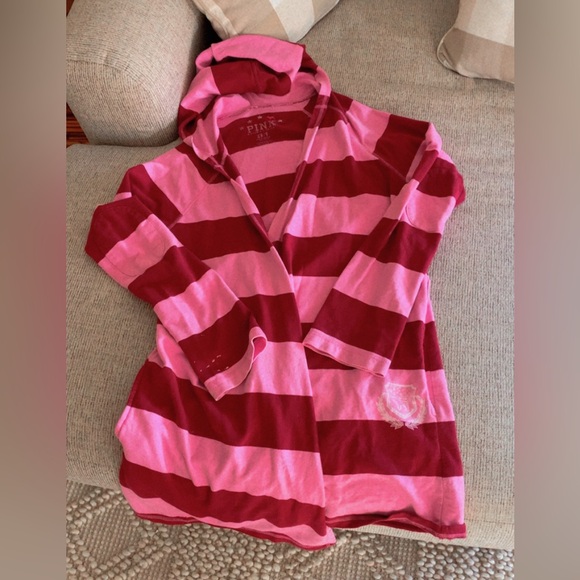 VINTAGE VS PINK ROBE! - Picture 3 of 4